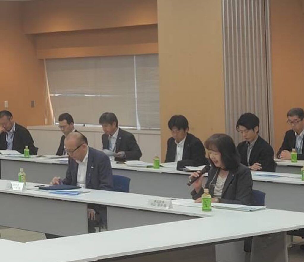 成田空港滑走路新増設推進協議会に出席