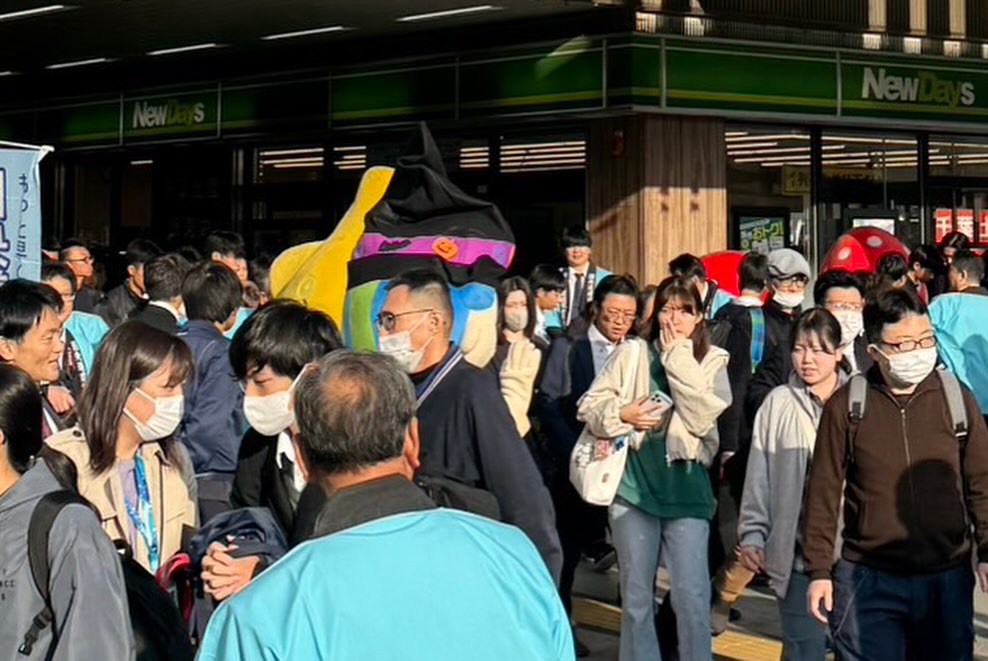 圏央道早期開通駅頭キャンペーン、成田駅にて